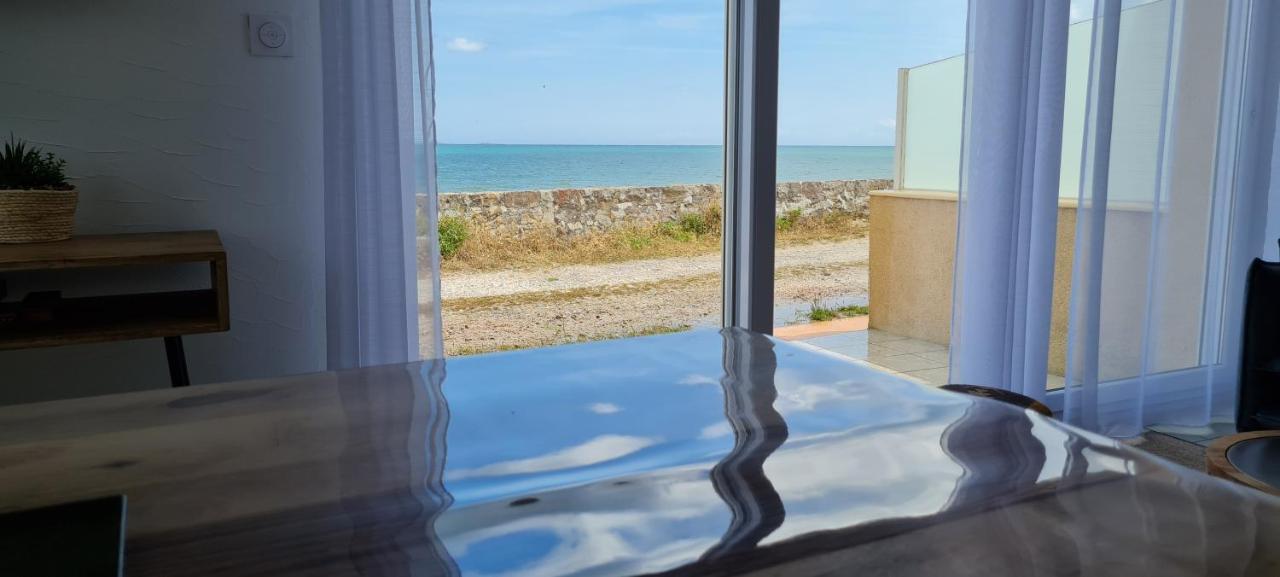 Relais Des Iles Saint Marcouf Villa Exterior photo